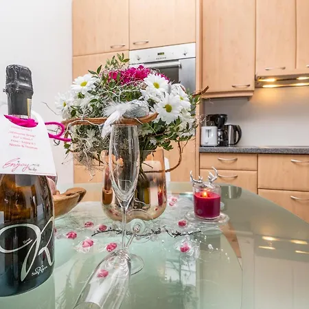 شقة Enjoythealps - In-ski Out