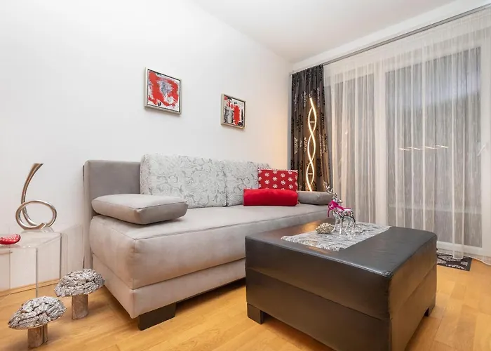 Enjoythealps - In-ski Out Flachau